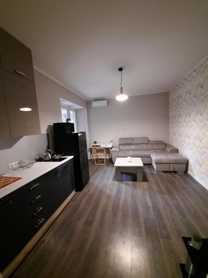 Futuristic 1 Bedroom Apartment Next To Vake Park Tbilisi ภายนอก รูปภาพ